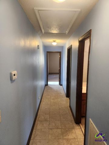 104 Oak Forest Court, Warner Robins, GA 31088