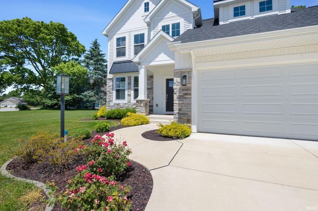 32811 Nature View Drive, New Carlisle, IN 46552