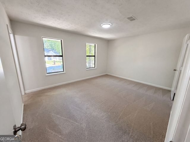 817 Greenhedge Way, Stone Mountain, GA 30088