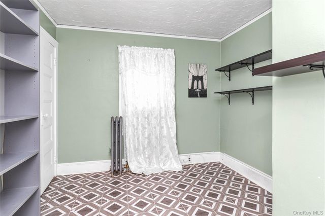 69 Forest Avenue, Valley Stream, NY 11581