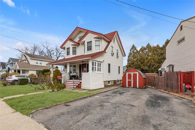 69 Forest Avenue, Valley Stream, NY 11581