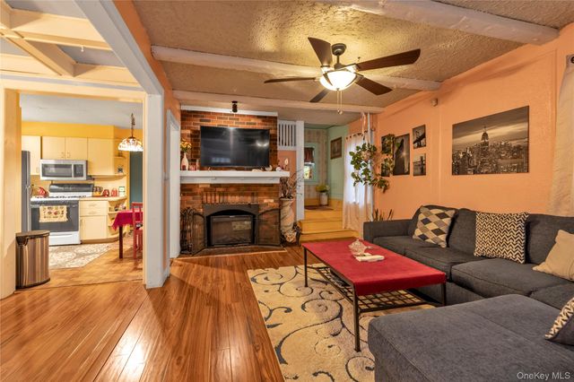 69 Forest Avenue, Valley Stream, NY 11581