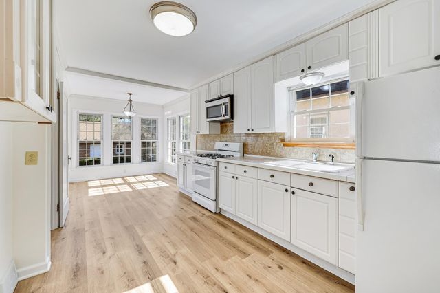 3918 Washburn Avenue N, Minneapolis, MN 55412