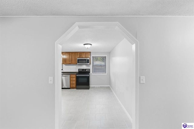 2260 Rabbit Run Road, Vine Grove, KY 40175