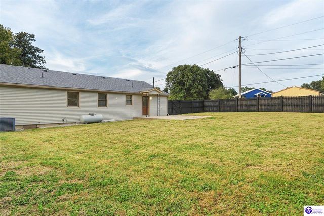 2260 Rabbit Run Road, Vine Grove, KY 40175