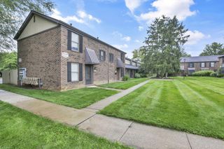5866 Hallridge Circle, Columbus, OH 43232