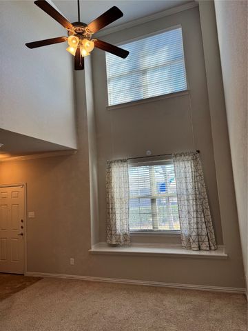 6944 Carrington Lane, Fort Worth, TX 76137