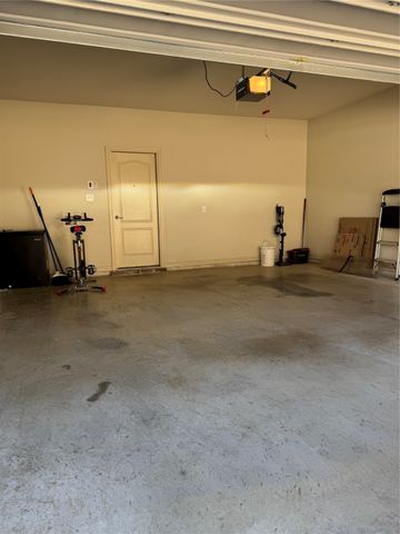 6944 Carrington Lane, Fort Worth, TX 76137