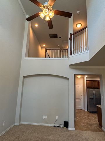 6944 Carrington Lane, Fort Worth, TX 76137