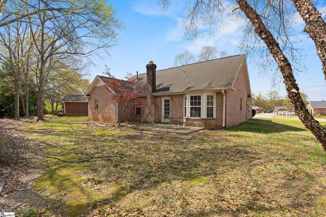 11 Huntley Court, Simpsonville, SC 29680