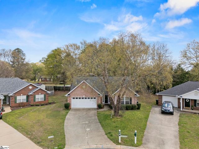 11 Huntley Court, Simpsonville, SC 29680