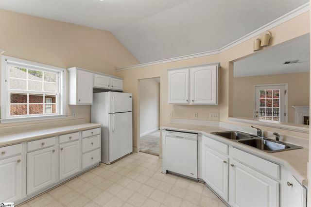 11 Huntley Court, Simpsonville, SC 29680