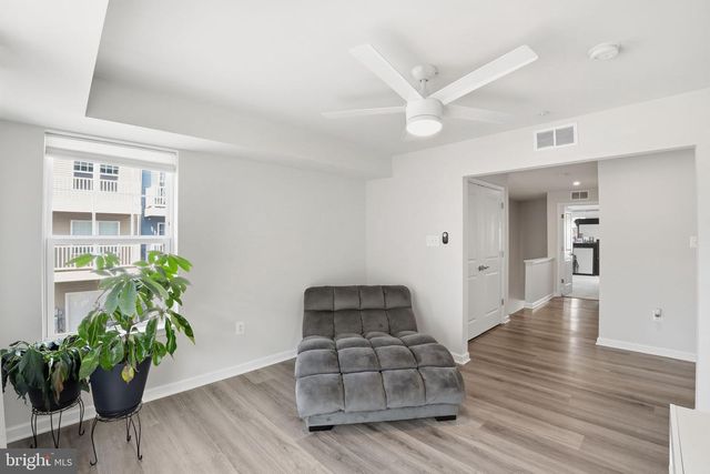 10501 JOHN GLENN ST, Lanham, MD 20706