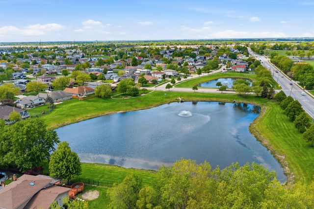 615 Driftwood Avenue, Romeoville, IL 60446