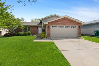 615 Driftwood Avenue, Romeoville, IL 60446