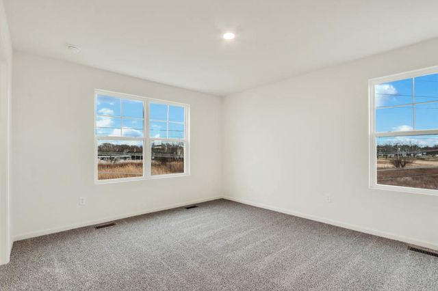 561 yosemite Way, Mundelein, IL 60060