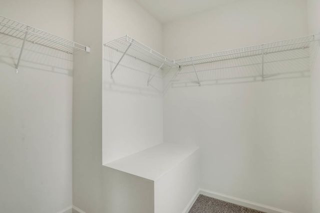 561 yosemite Way, Mundelein, IL 60060