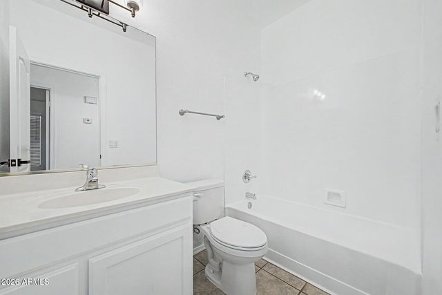 12570 W Desert Flower Road, Avondale, AZ 85392
