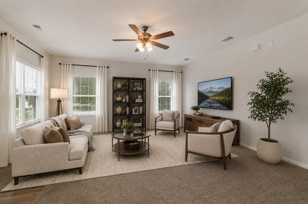 133 Everglades DR, Kyle, TX 78640