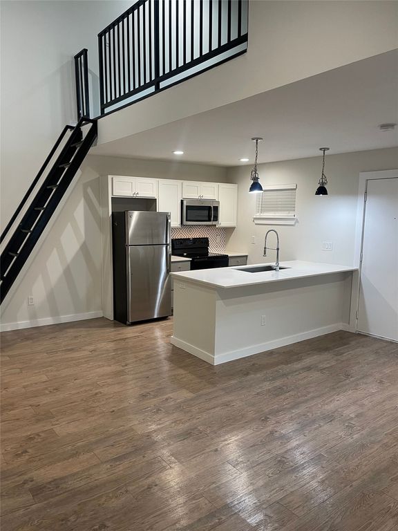 5018 San Jacinto Street 204, Dallas, TX 75206