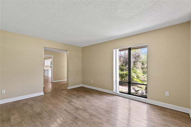 1504 PEREZ, Orlando, FL 32825