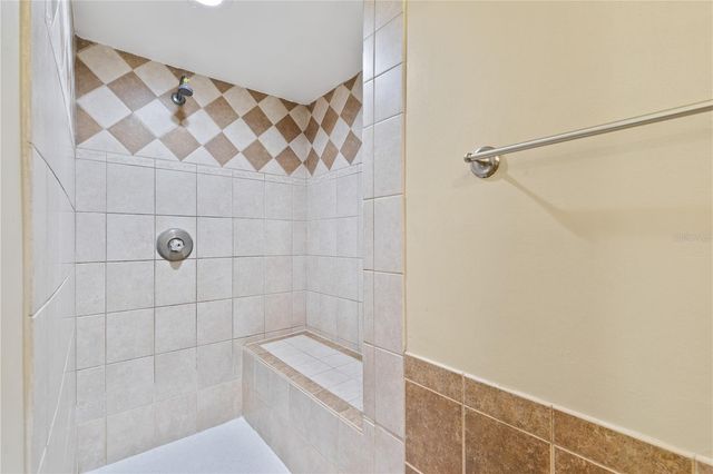 1504 PEREZ, Orlando, FL 32825