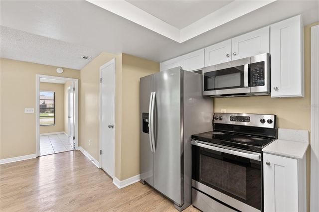 1504 PEREZ, Orlando, FL 32825
