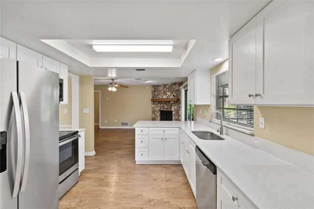 1504 PEREZ, Orlando, FL 32825