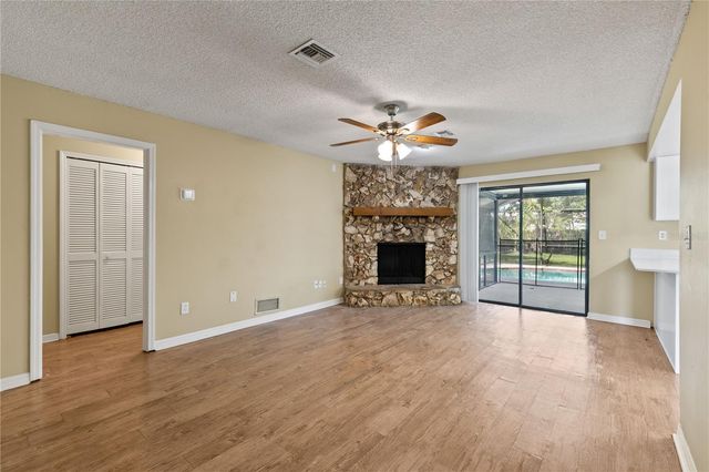 1504 PEREZ, Orlando, FL 32825