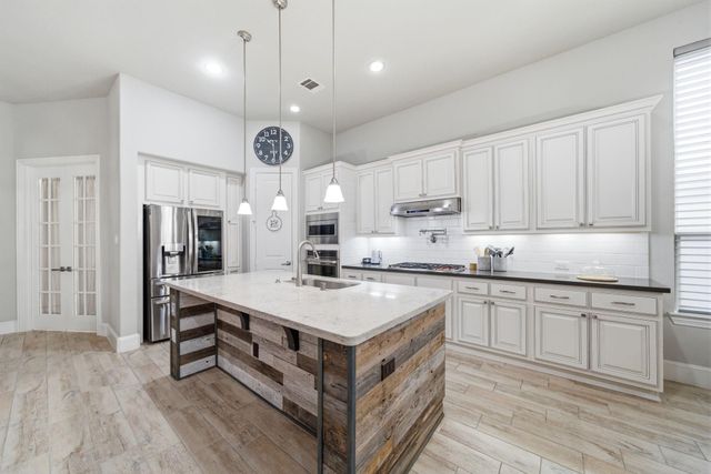 3902 Cliff Creek Court, Spring, TX 77386