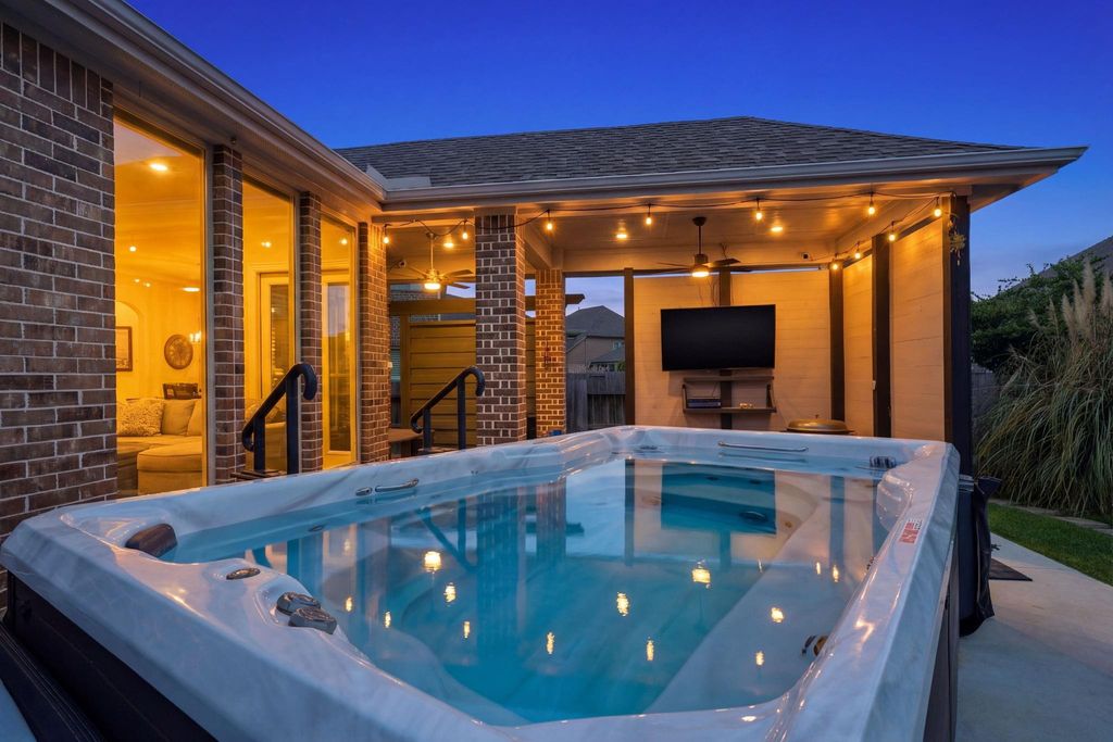 3902 Cliff Creek Court, Spring, TX 77386