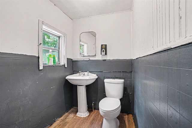 1533 N Westnedge Avenue, Kalamazoo, MI 49007