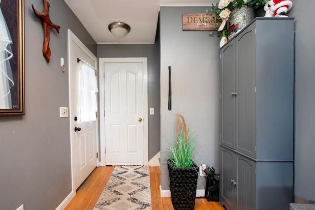 902 Vermont Route 16, Hardwick, VT 05843