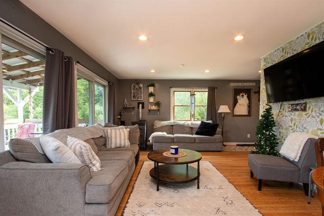 902 Vermont Route 16, Hardwick, VT 05843
