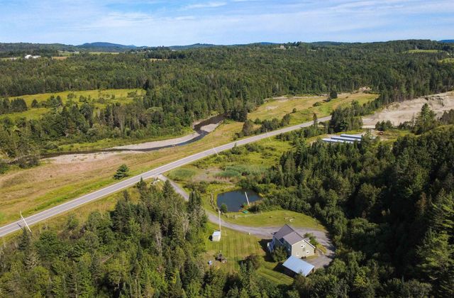 902 Vermont Route 16, Hardwick, VT 05843
