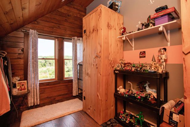 902 Vermont Route 16, Hardwick, VT 05843
