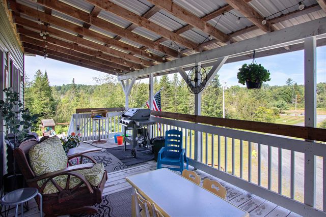 902 Vermont Route 16, Hardwick, VT 05843