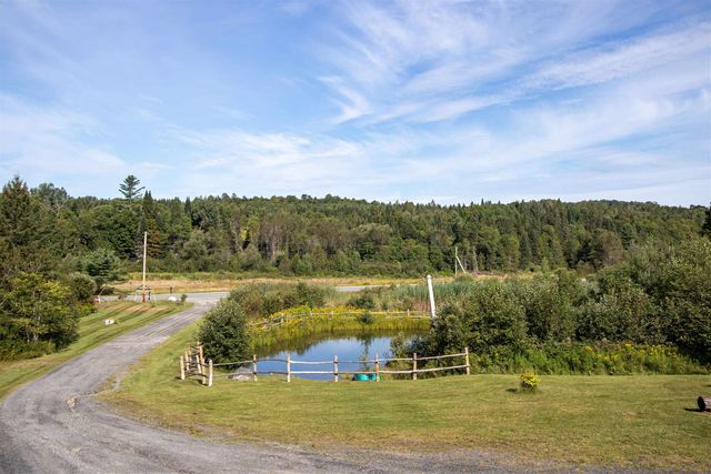 902 Vermont Route 16, Hardwick, VT 05843