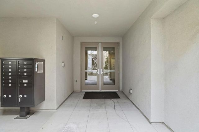 1120 Karby Terrace 203, Sunnyvale, CA 94089