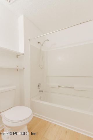 563 STAFFORDSHIRE Drive E, Jacksonville, FL 32225