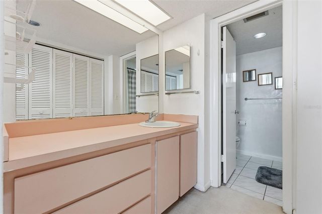 450 TREASURE ISLAND CAUSEWAY 310, Treasure Island, FL 33706