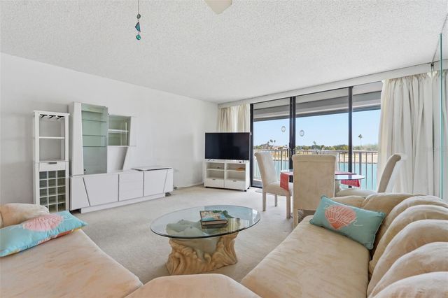 450 TREASURE ISLAND CAUSEWAY 310, Treasure Island, FL 33706