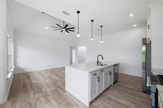 556 Palmito Ranch Road, Corsicana, TX 75110