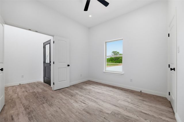 556 Palmito Ranch Road, Corsicana, TX 75110