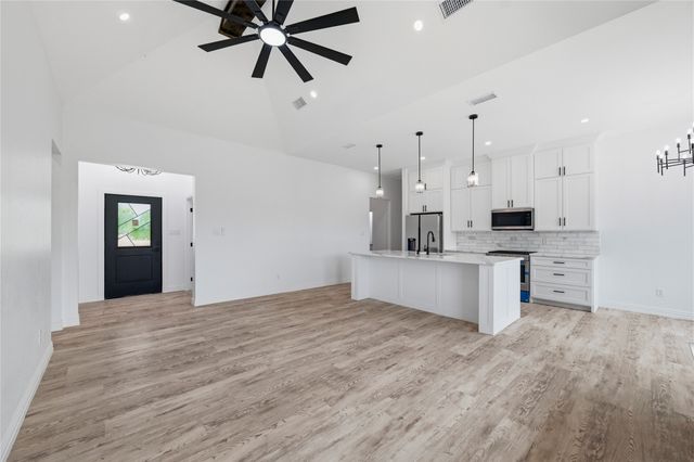 556 Palmito Ranch Road, Corsicana, TX 75110