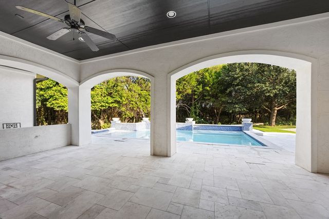5601 S Woodcreek Circle, Mckinney, TX 75071