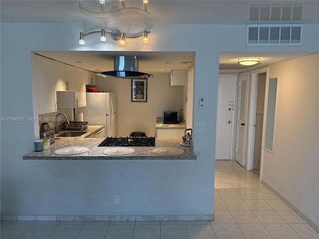 2030 S Ocean Dr 1511, Hallandale Beach, FL 33009