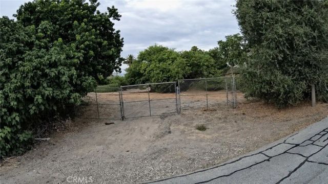 2682 S Buenos Aires, Covina, CA 91724