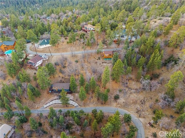 1237 Ridge Road, Fawnskin, CA 92333