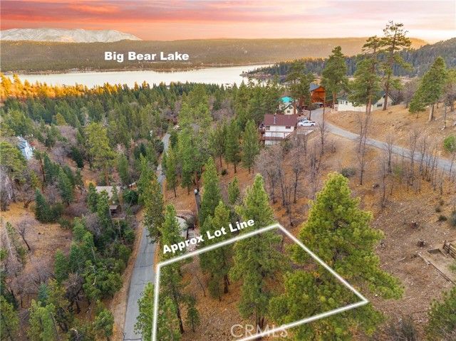 1237 Ridge Road, Fawnskin, CA 92333